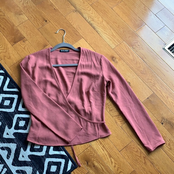 American Apparel Wrap Top - Picture 2 of 5